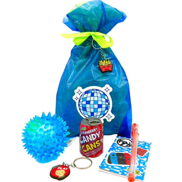 Boys Neon Disco Pre Filled Party Bag contains high quality items, children will discover keyring, flashing balls, vegan sweets and much more, contents may vary slightly.