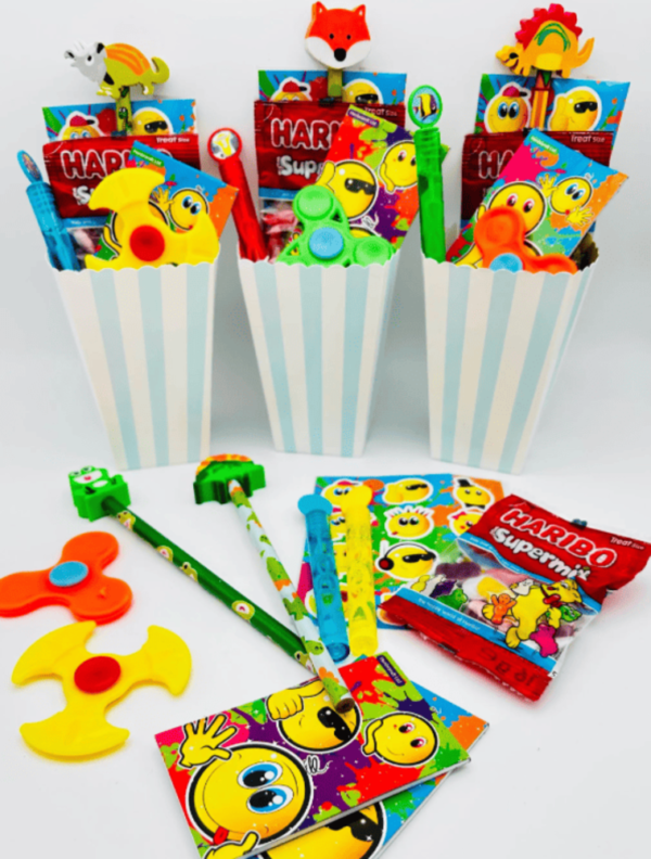 Boys Pre Filled Birthday Party Treat Box’s come pre-filled with a delightful assortment of sticker, notebooks, bubbles and much more.