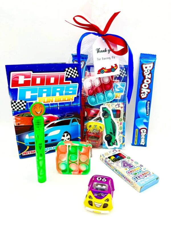 Cars Pre Filled Party Bag contains high quality items, children will discover slime, bubbles, pull back cars and much more, contents may vary slightly.