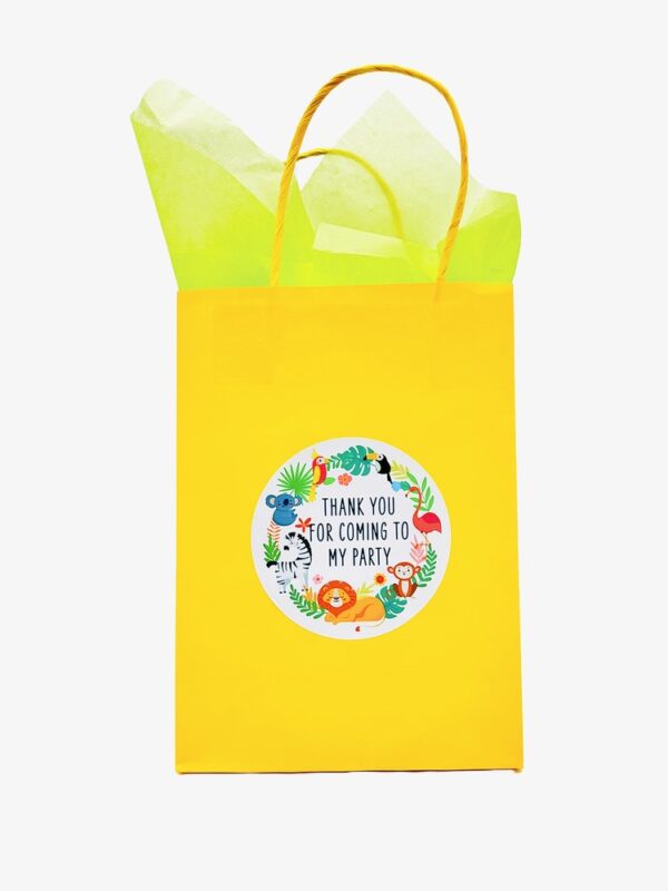 Each Jungle Pre Filled Paper Party bag contains high-quality items, including animal masks, animal blocks, colouring book and much more.