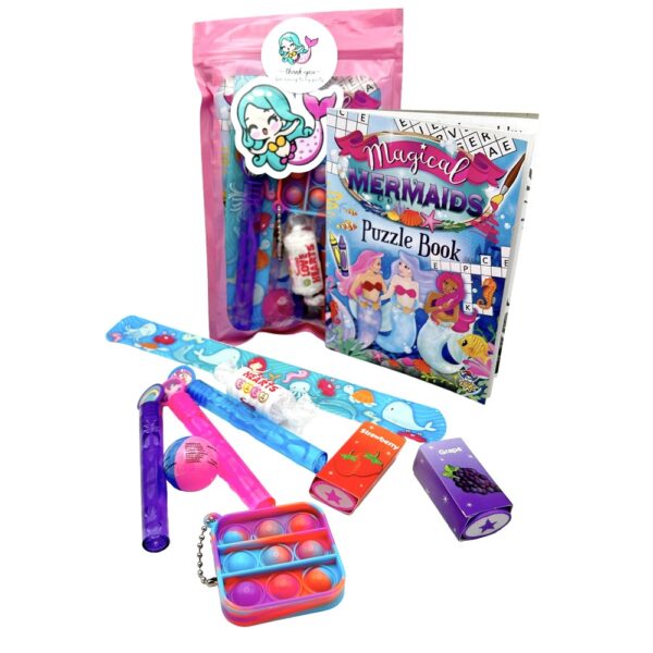 Inside, your Mermaid Pre Filled Party Bags you will discover a treasure trove of exciting goodies. From mini fidget keyrings, bubbles, activity books and much more.