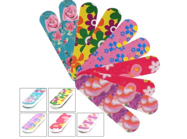 Mini Nail Files quickly trims and shapes your nails to the length and shape you want. Small size, easy to carry