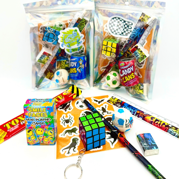 Older Boys Graffiti Pre Filled Party Bag comes pre-filled with a delightful assortment of sticker, playing cards, stationery set, vegan sweets and much more.