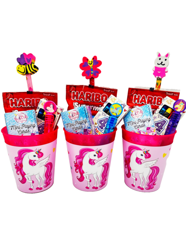 Unicorn Reusable Pre Filled Party Cup Gift comes pre-filled with a delightful assortment bubbles, stickers, activity books and much more.