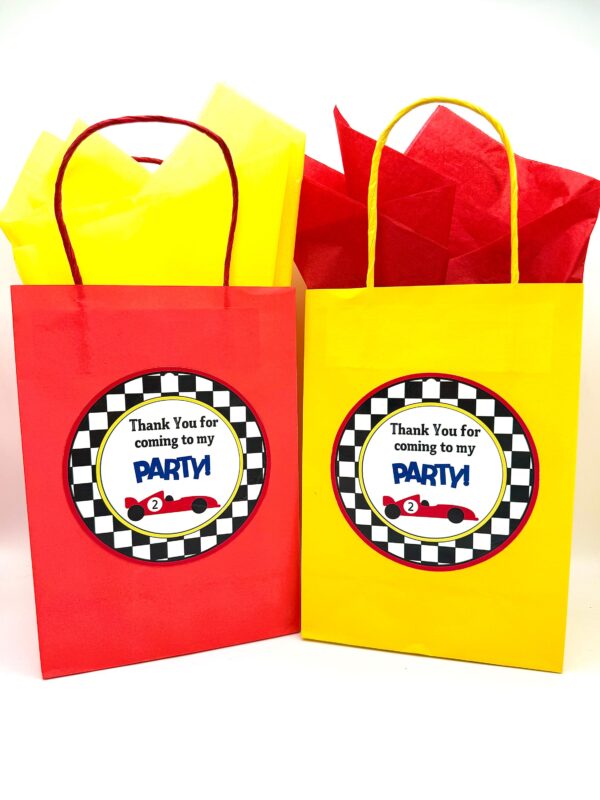 Cars Pre Filled Paper Party Bags with twist handles contain high quality items, children will discover slime, bubbles, pull back cars and much more, contents may vary slightly.