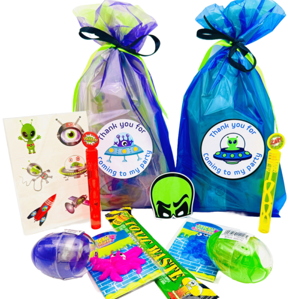 Inside, Alien Pre Filled Party bag you will discover a treasure trove of exciting goodies. from alien slime, slime, tattoos, bubbles and much more. You also have a choice at the checkout for boys or Girls .