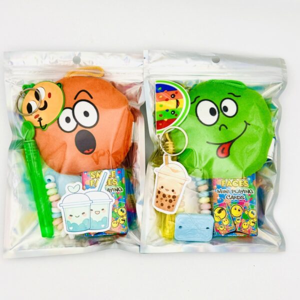 Happy Face Plush Party Bag Each pre-filled party bag includes a mix of unisex-themed toys, stickers, and treats that are sure to bring a smile to every child's face.