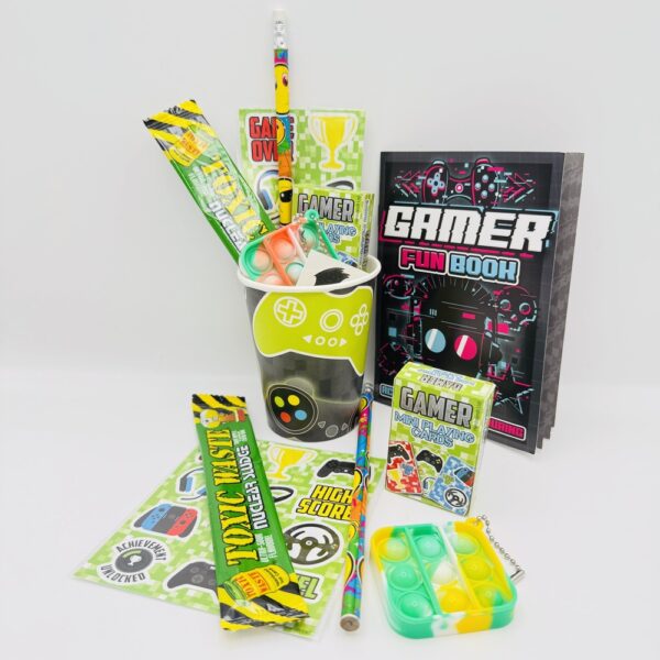 Gamers Pre Filled Party Cup Gift comes pre-filled with delightful surprises! Whether it’s candy, snacks, or party favours, each cup is a treasure trove of goodies that will keep your guests smiling.